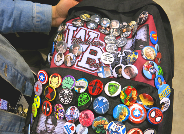 How To: Displaying Your Comic Con Buttons - Busy Beaver Button Co.